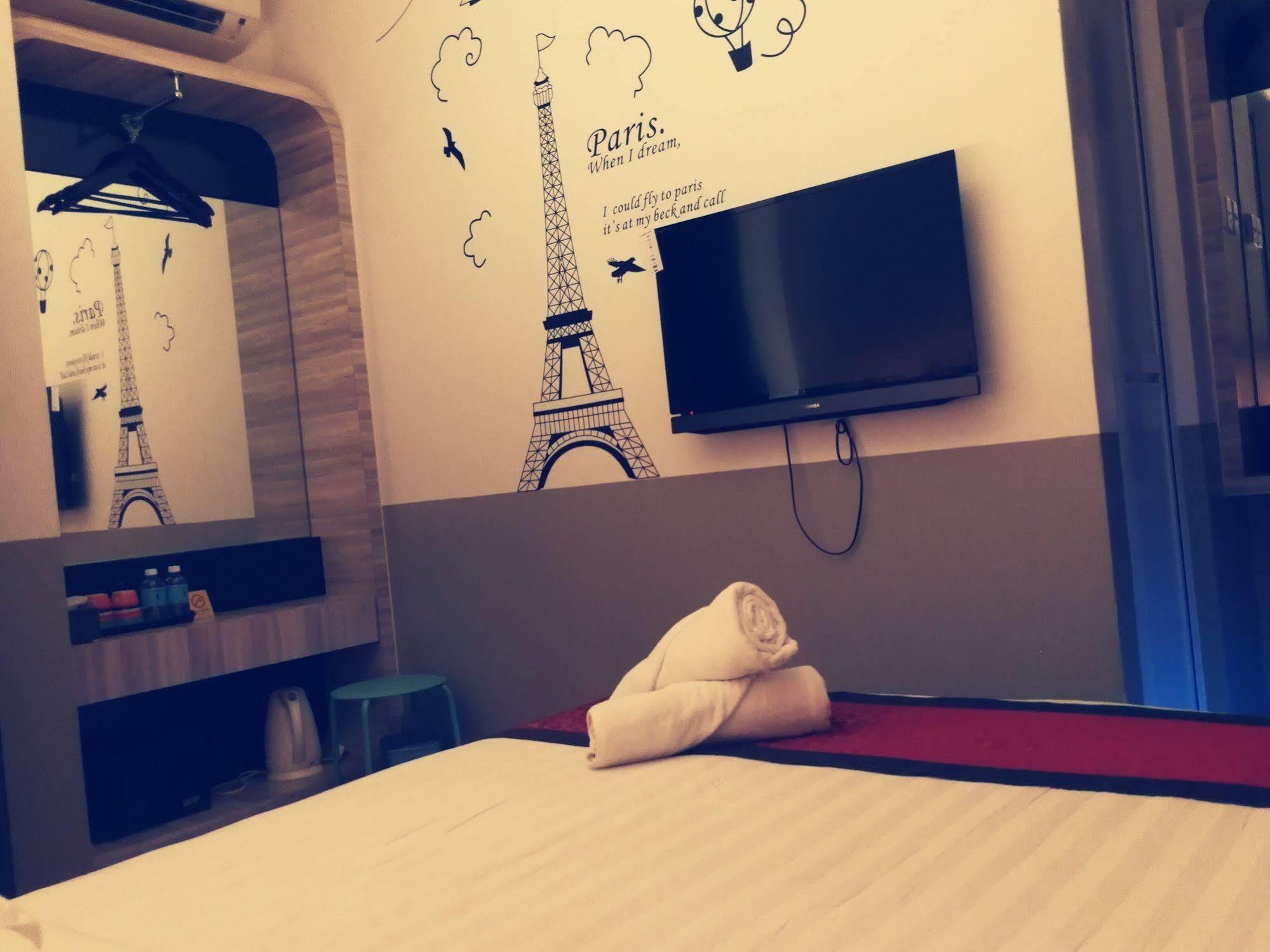 Dreamz Paradise Hotel Malacca Exterior photo